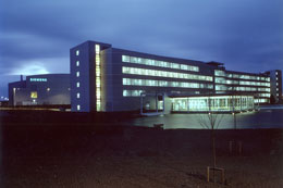 Сименс в кухнята представя кухненски уреди и обзавеждане от Сименс - Siemens